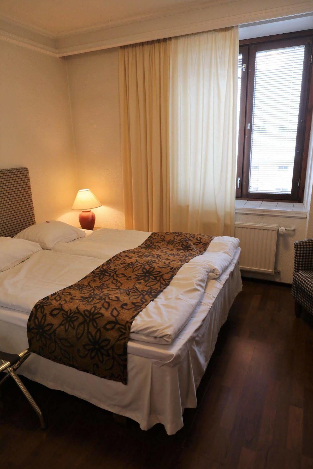 Hotel Seurahuone Коккола Экстерьер фото